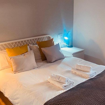 Plaza Andalucia Apartment -A 10Min Caminando Del Puente Romano 코르도바 외부 사진